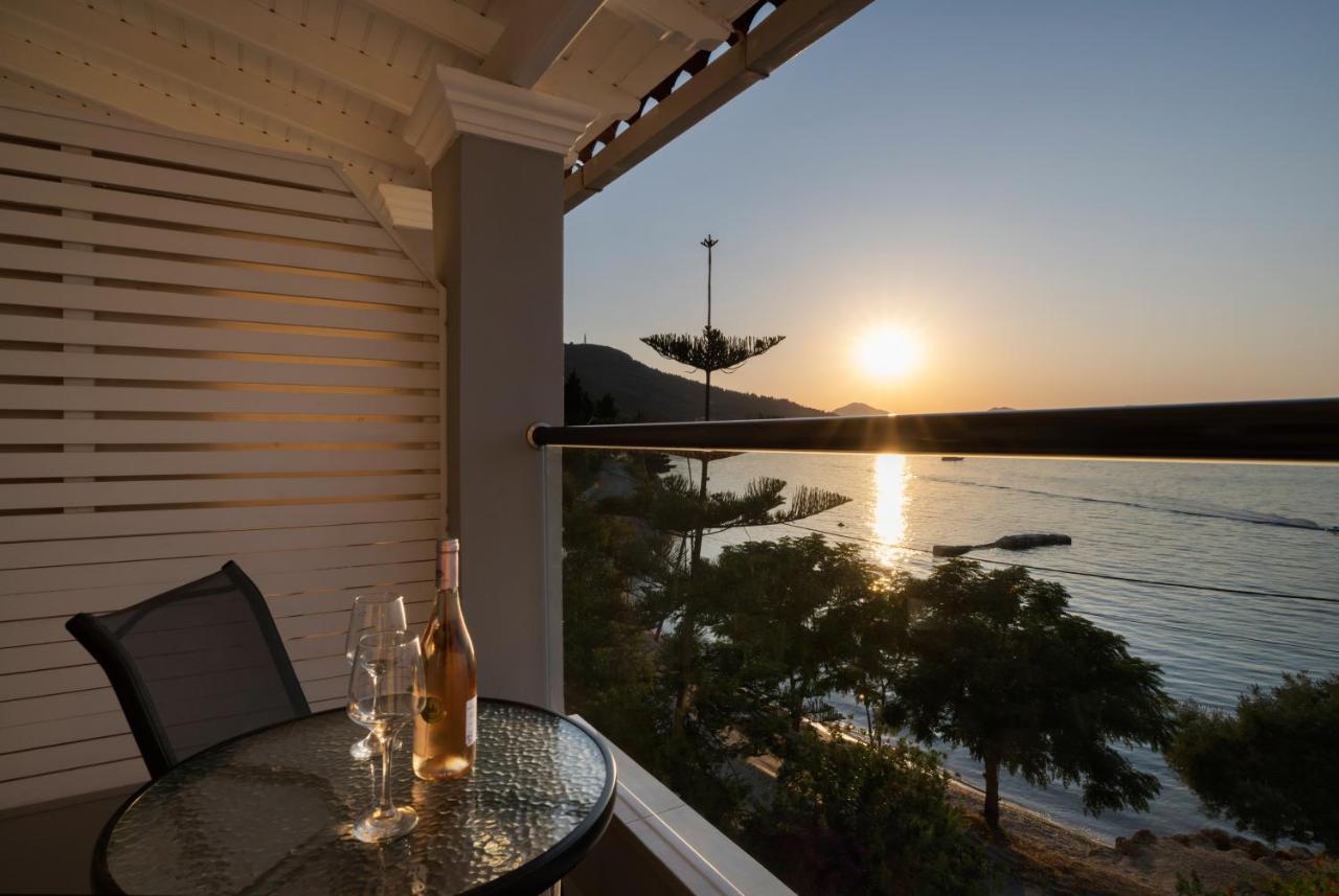 Golden Sunset Hotell Mpoukaris Eksteriør bilde