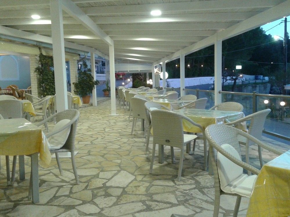 Golden Sunset Hotell Mpoukaris Eksteriør bilde
