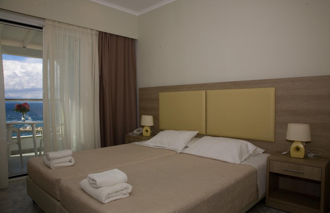 Golden Sunset Hotell Mpoukaris Eksteriør bilde