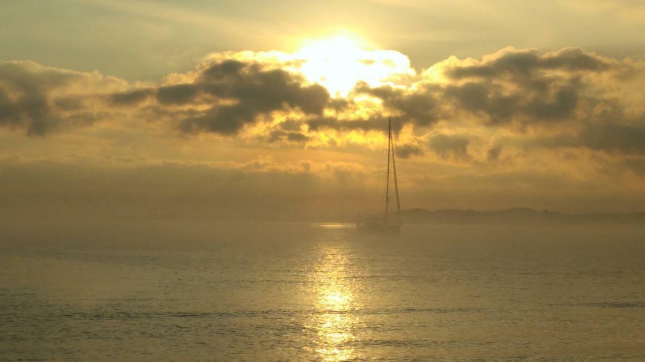 Golden Sunset Hotell Mpoukaris Eksteriør bilde