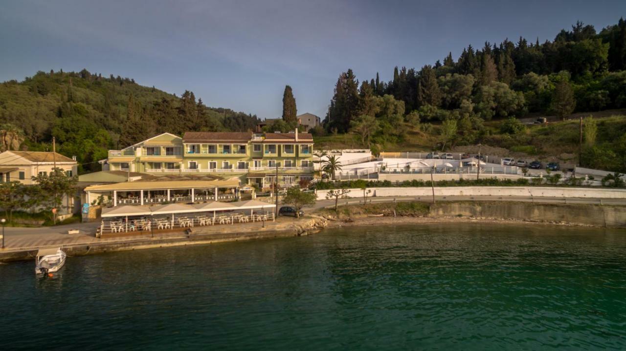 Golden Sunset Hotell Mpoukaris Eksteriør bilde